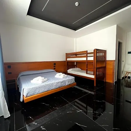 Otel Tea Deluxe - Praia a Mare