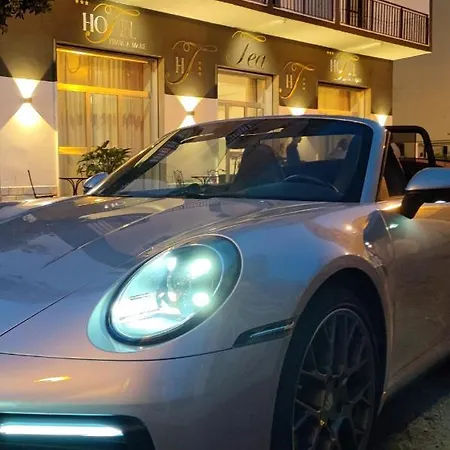 Hotel Tea Deluxe - Praia a Mare