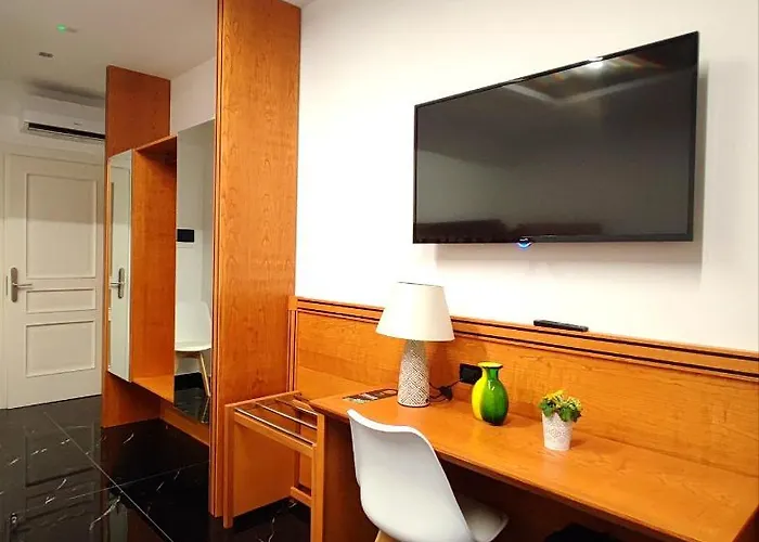 Tea Deluxe - 普拉亚·阿马勒